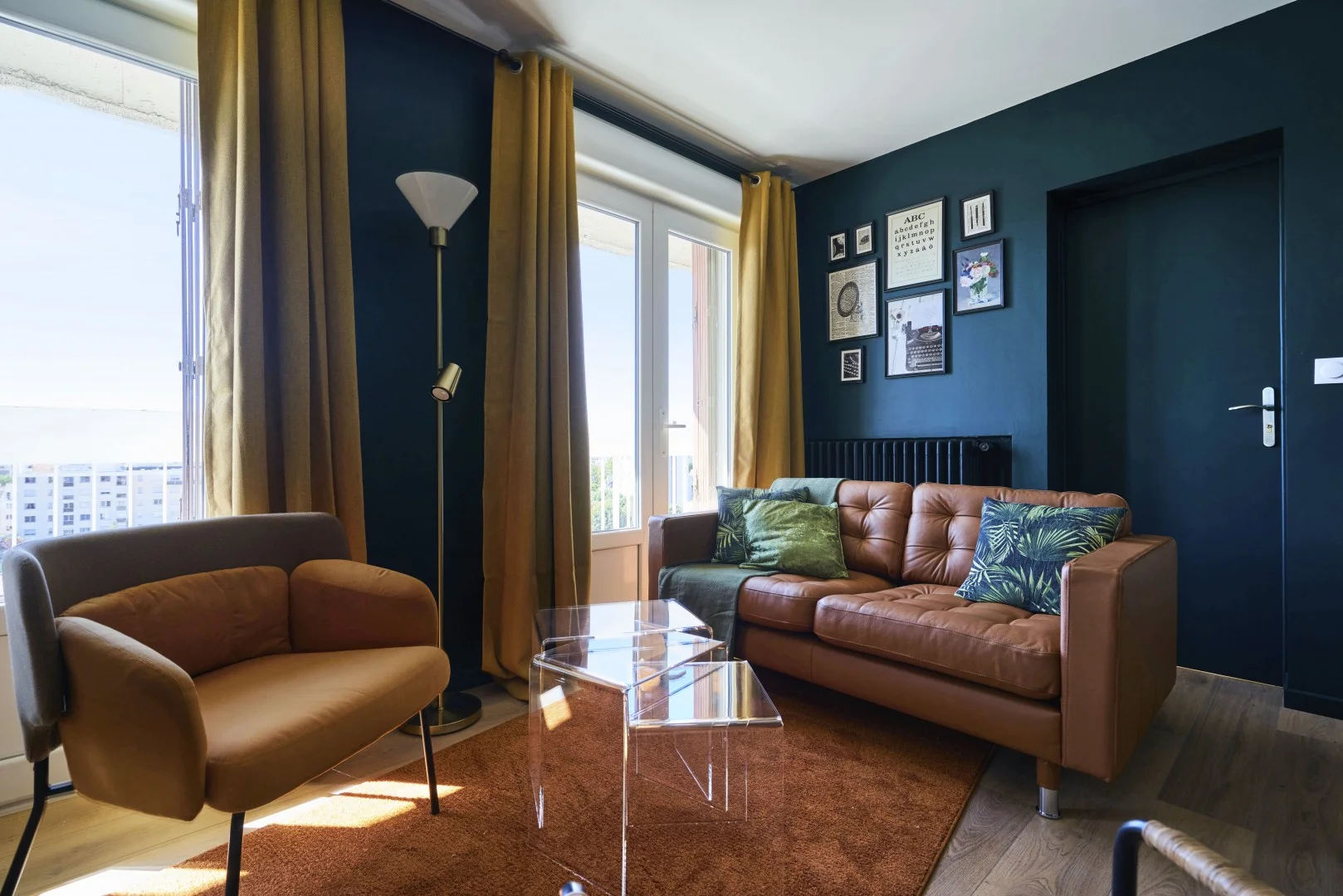 Habitación acogedora para estudiantes disponible en