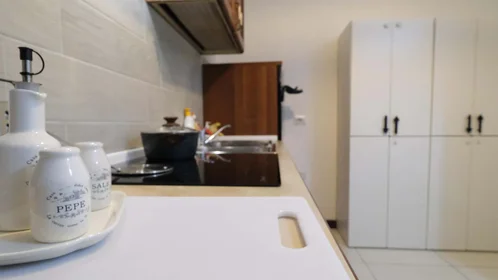 Quarto privado em Via Michele Coppino, snc, 07100 Sassari SS, Italia, imagem 11 de 17