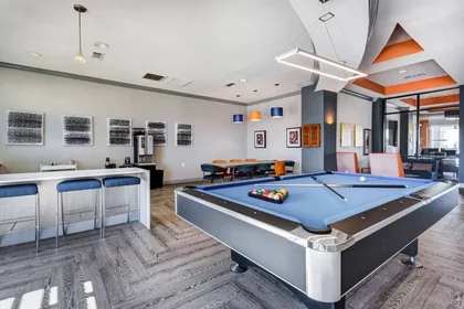 Habitación privada en Chase Hill Boulevard, imagen 17 de 19
