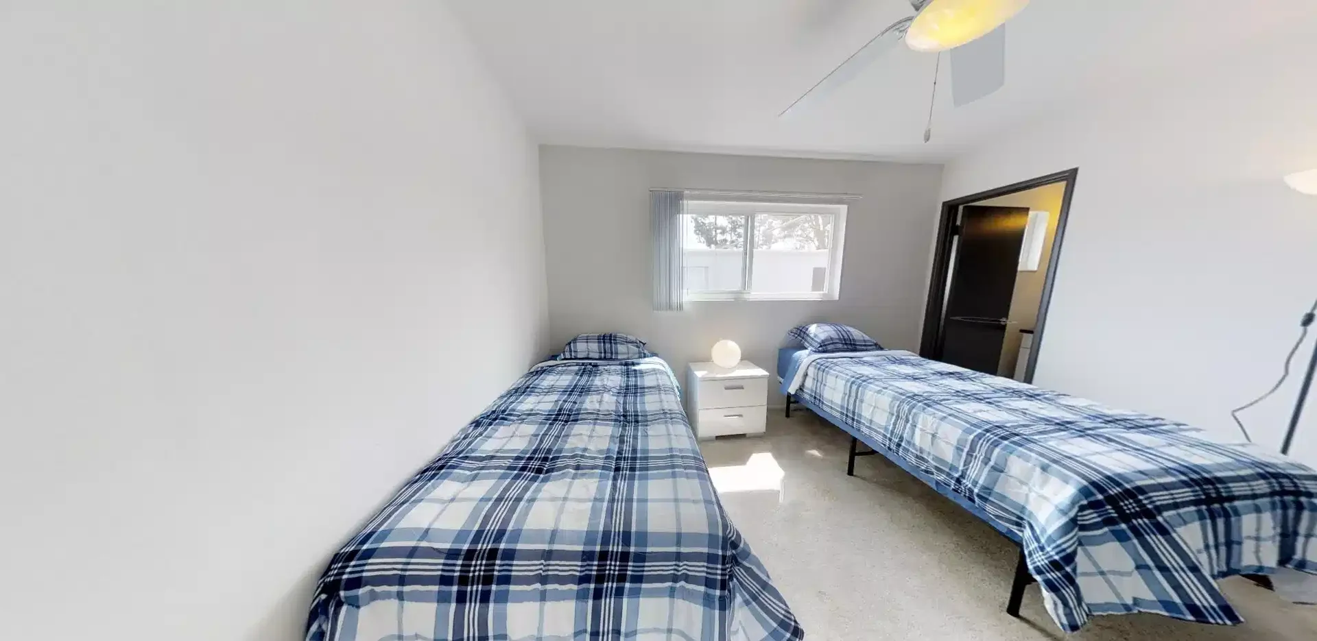 Bright and airy student room with easy university access in 