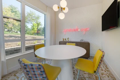 Özel oda konumu East Longview Avenue, 11 37 görüntüsü