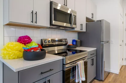 Özel oda konumu East Longview Avenue, 34 42 görüntüsü