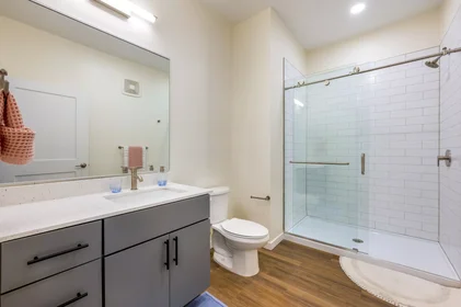 Özel oda konumu East Longview Avenue, 37 42 görüntüsü