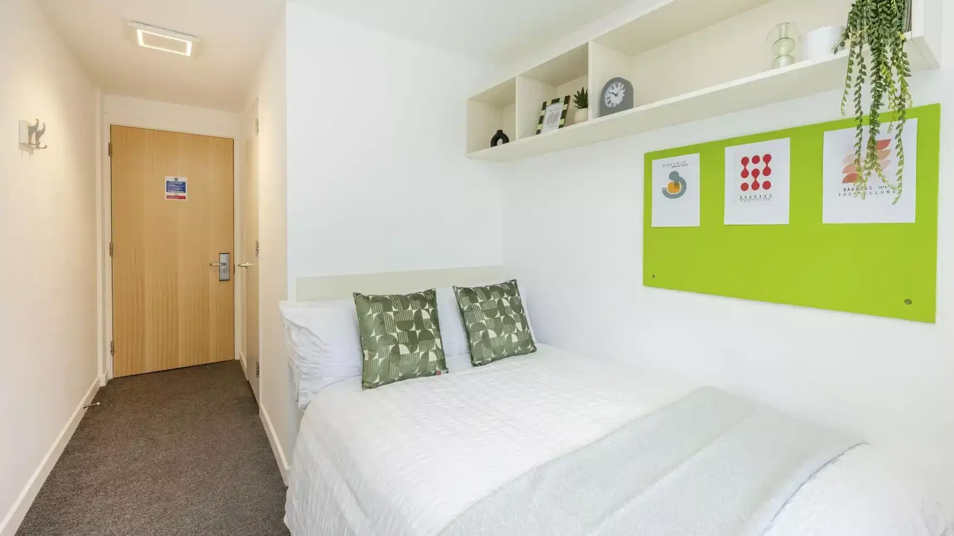 Habitación estudiantil económica cerca del campus en 