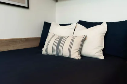 Chambre privée à Rossington Street, image 1 de 10