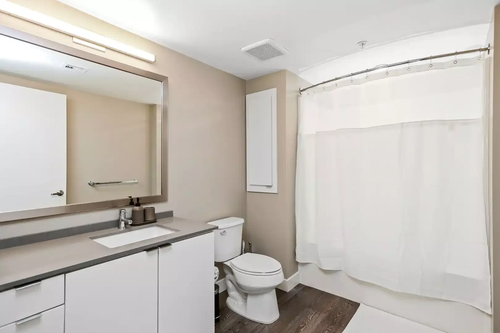 Quarto amigo do estudante em  com comodidades modernas