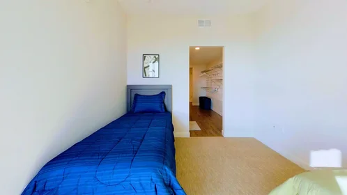 Chambre privée à Santa Monica Boulevard, image 7 de 14