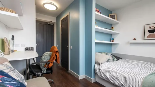 Quarto privado em South Parade, imagem 6 de 35