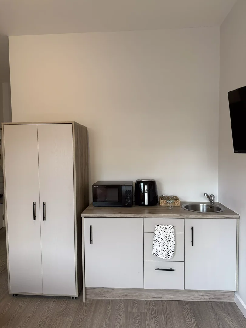 Cozy room for students available in 