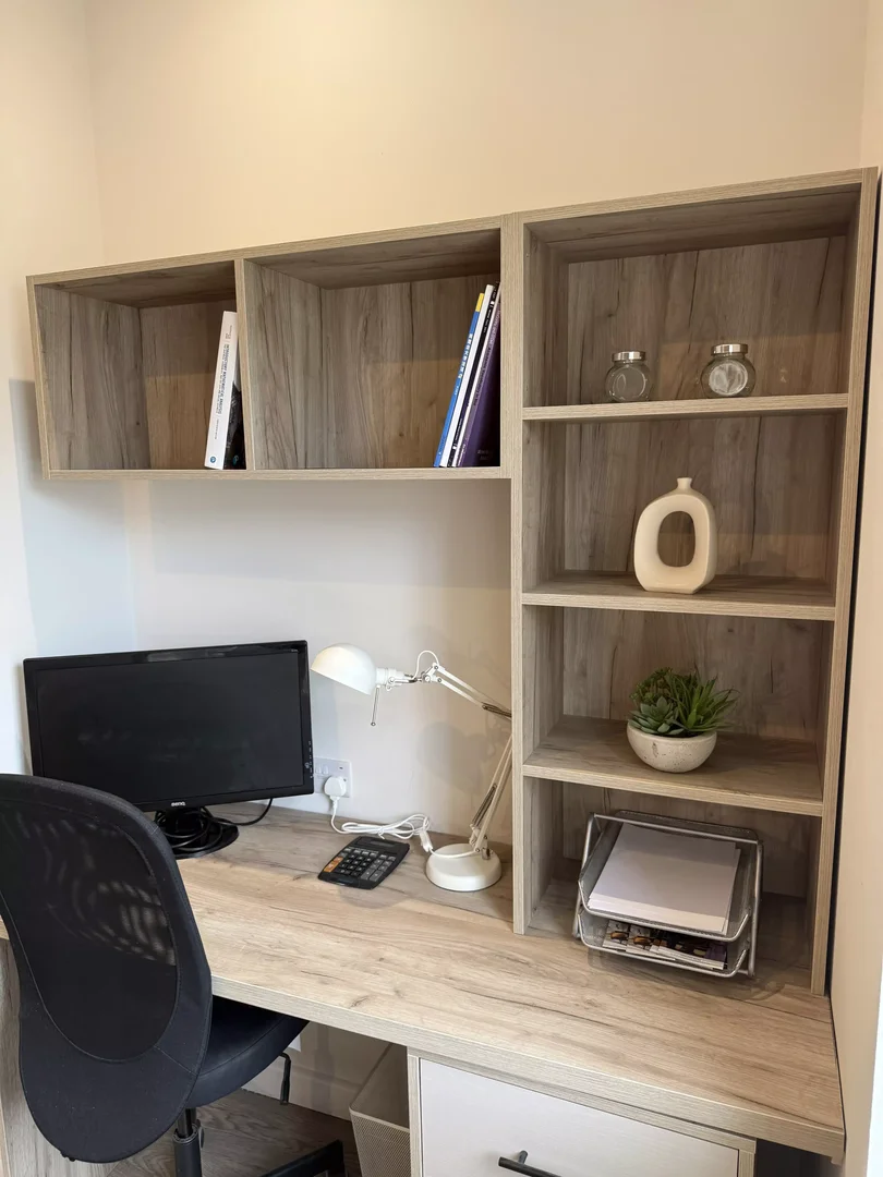 Cozy room for students available in 