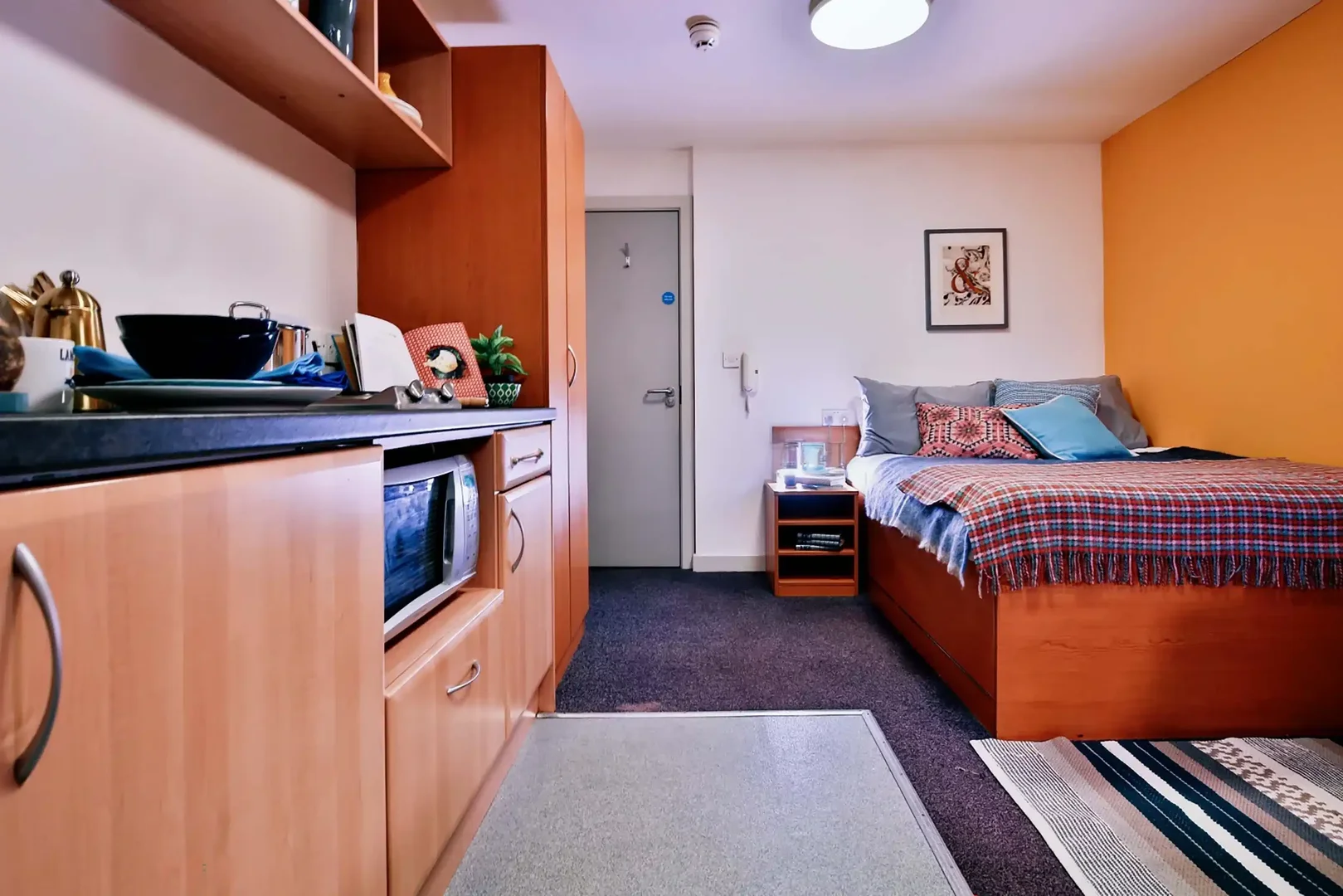 Apartamento estúdio chique perto do campus em 
