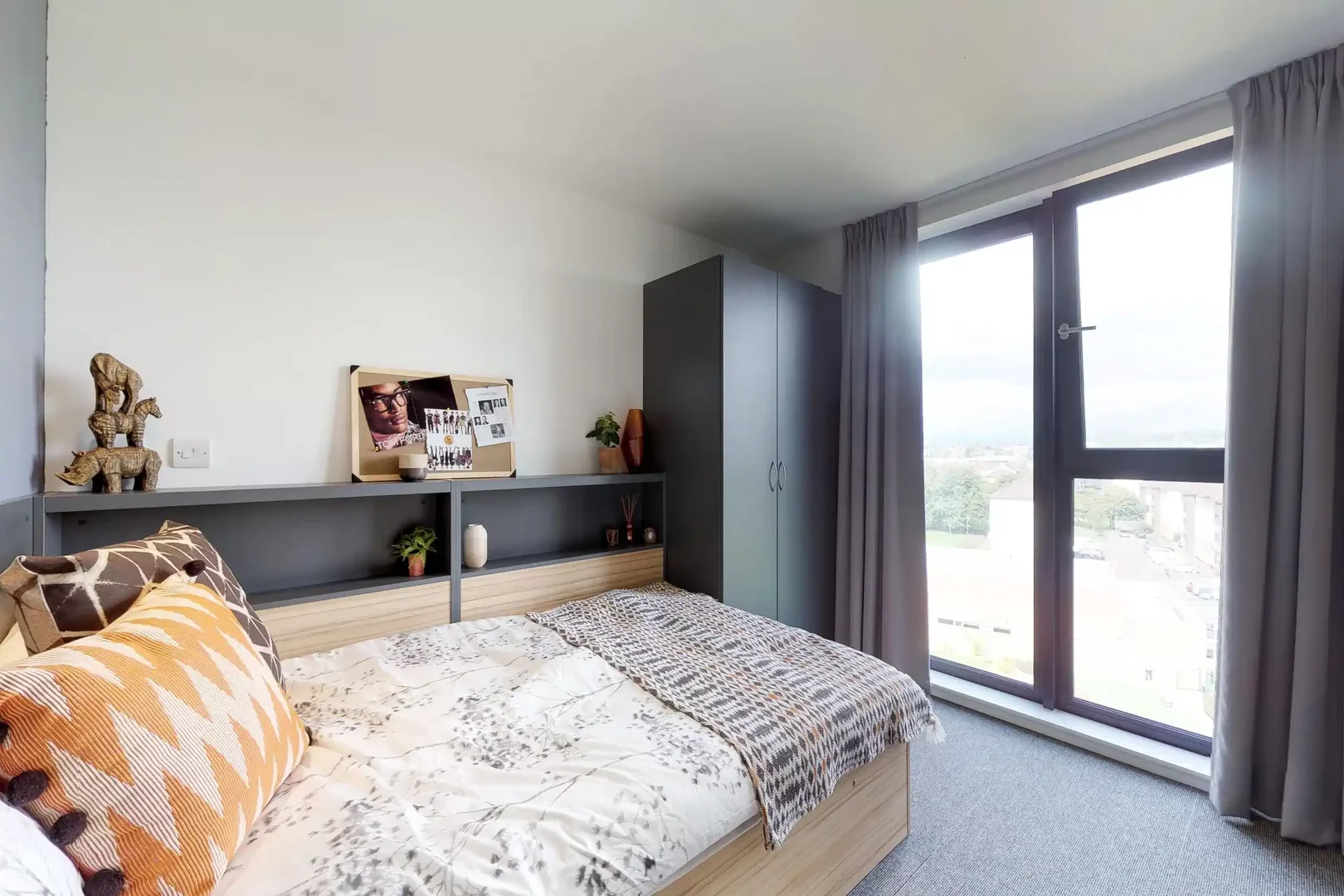 Cozy room for students available in 