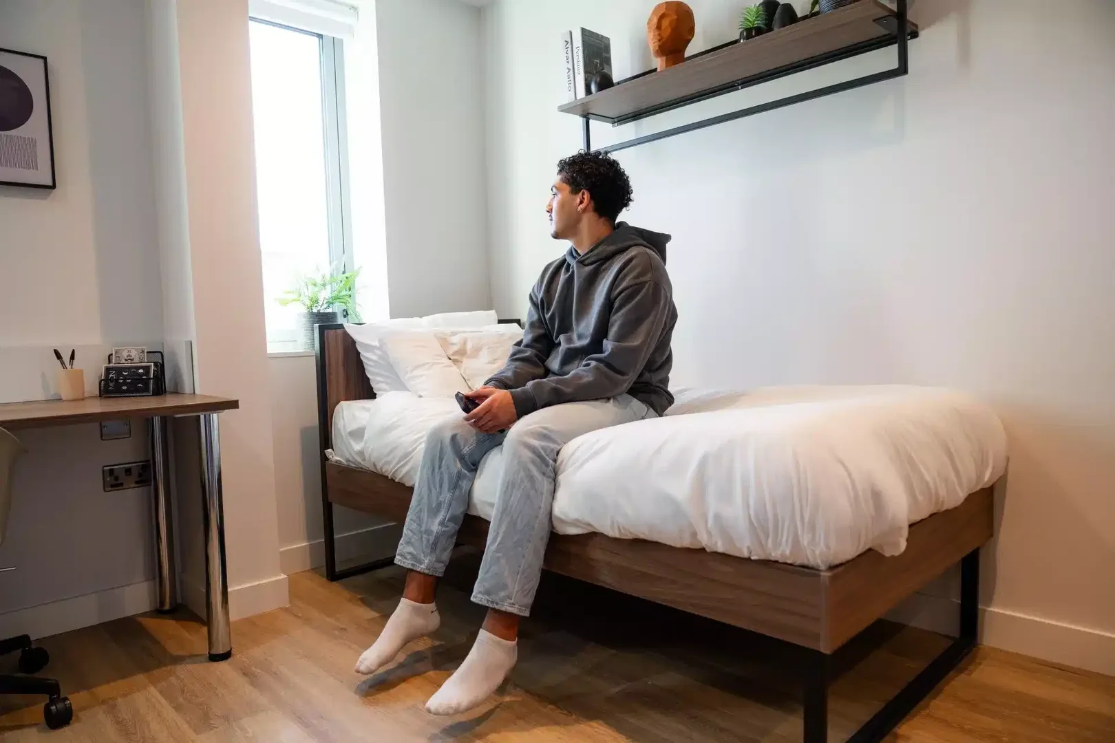 Budget-friendly student room close to campus in 