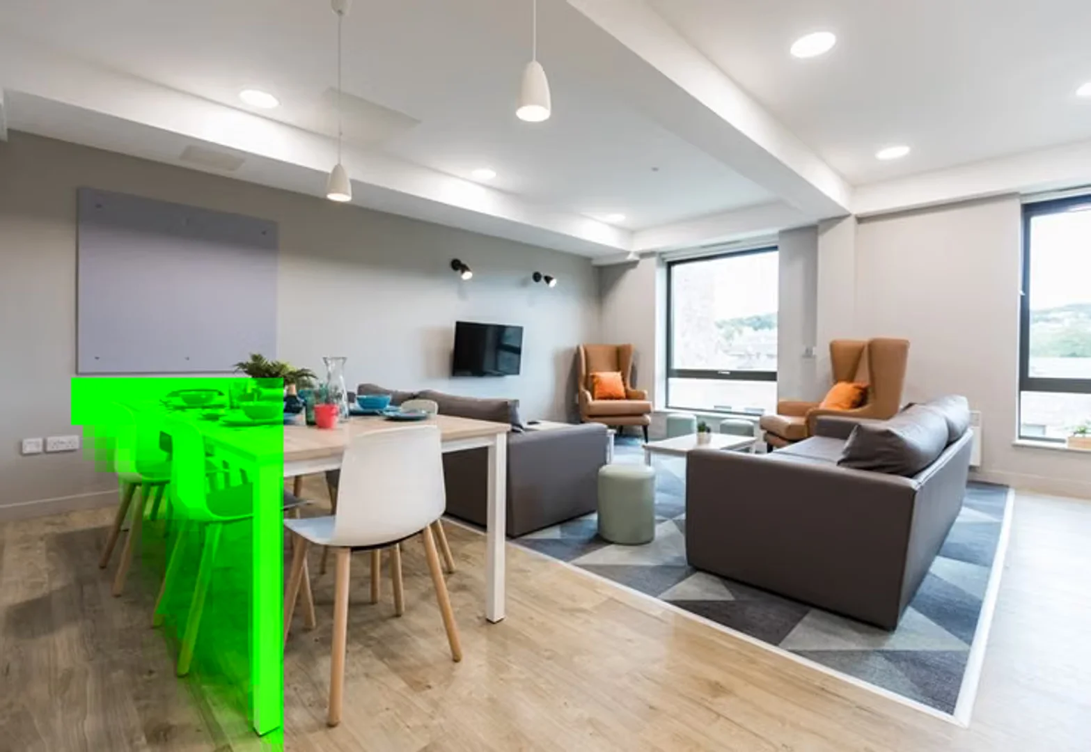 Student-friendly room in with modern amenities