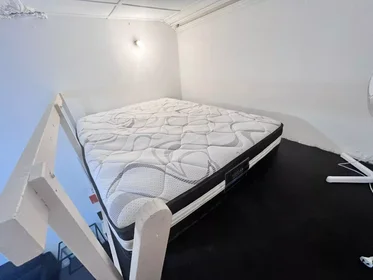 Studio in der Cleveland Street, bild 1 von 10