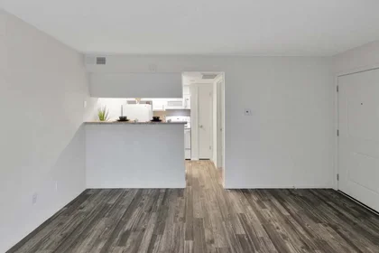 Monolocale in Stone Canyon Road, immagine 2 di 41