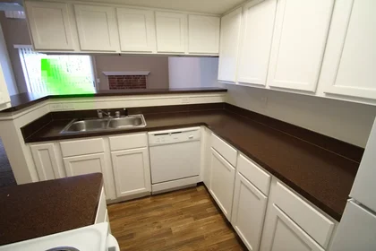 Studio at Stone Canyon Road, image 14 of 41