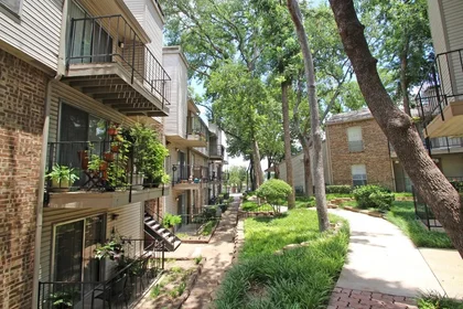 Monolocale in Stone Canyon Road, immagine 23 di 41