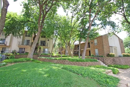 Studio at Stone Canyon Road, image 25 of 41