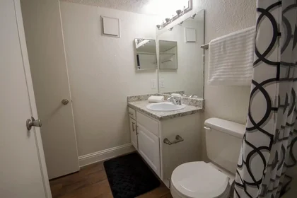 Studio at Stone Canyon Road, image 30 of 41
