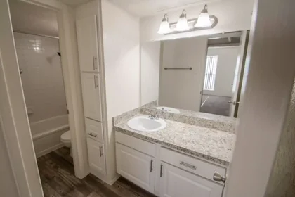 Monolocale in Stone Canyon Road, immagine 34 di 41