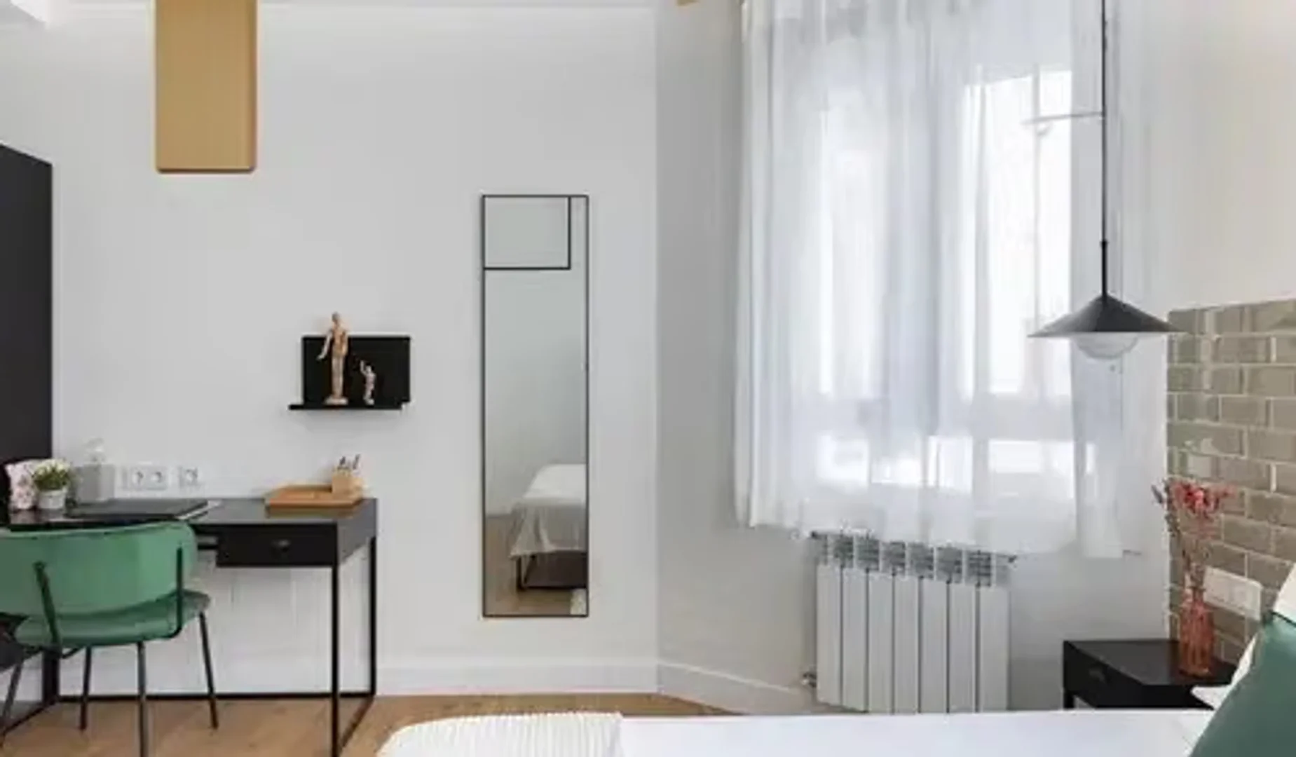 Camera accogliente per studenti disponibile a