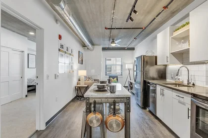 Private room at Forbes Avenue, image 23 of 49