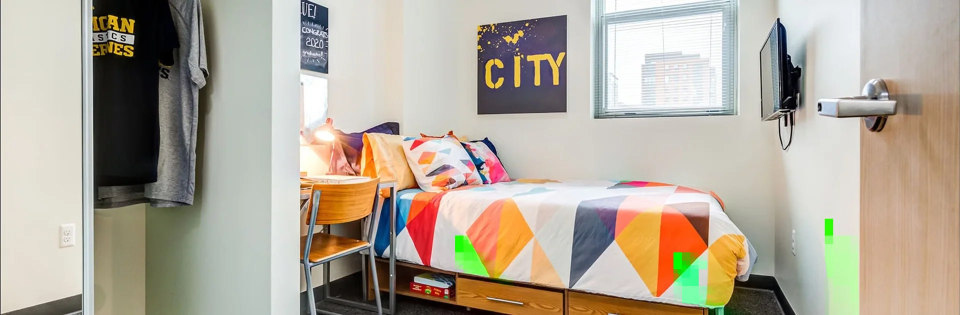 Student-friendly room in  with modern amenities