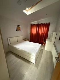 Özel oda konumu North Circular Road, 9 13 görüntüsü