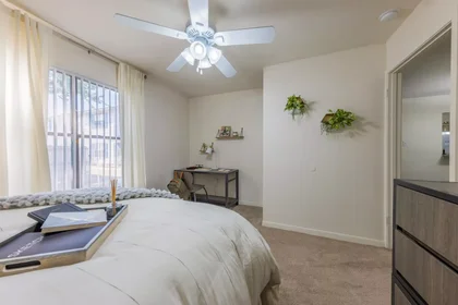Private room at Lincoln Avenue, image 2 of 30