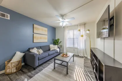 Private room at Lincoln Avenue, image 11 of 30