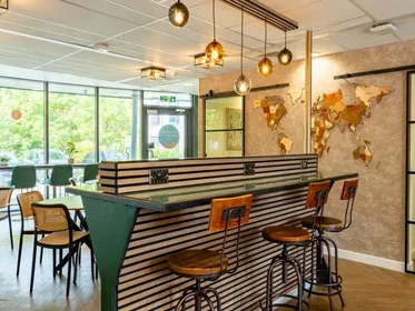 Quarto privado em Crown Place, imagem 19 de 42
