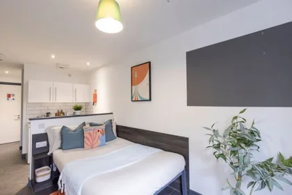 Habitación privada en Clarence Street, imagen 18 de 38