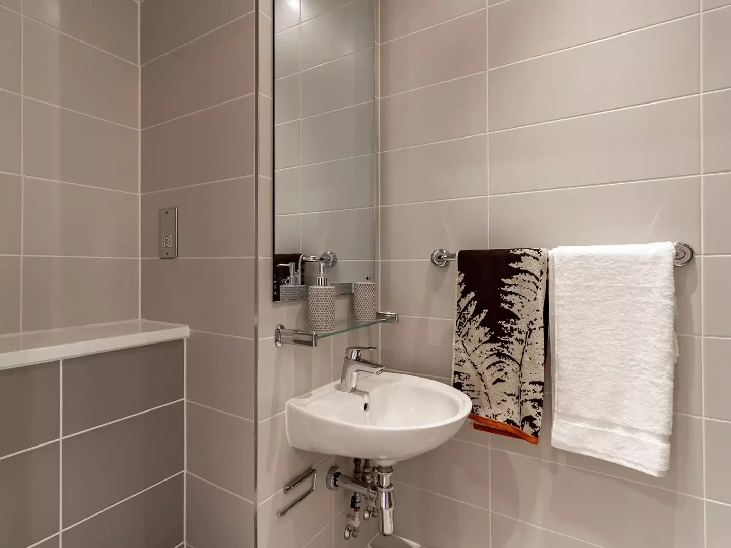 Affordable room for students with ample lighting in