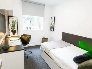Quarto privado em Parham Road, imagem 1 de 10