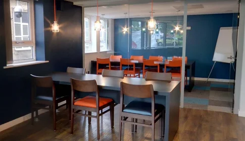 Estudio en Tumbling Hill Street, imagen 33 de 46