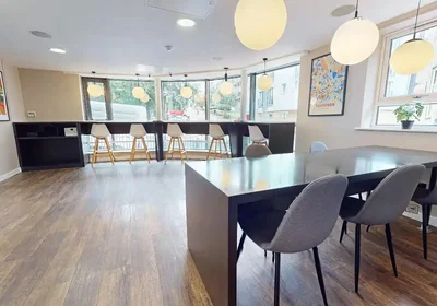 Estudio en Tumbling Hill Street, imagen 9 de 46