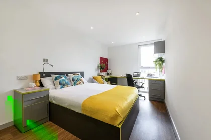 Habitación privada en Hull Road, imagen 1 de 10
