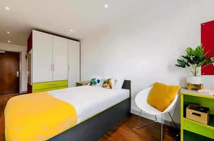 Quarto privado em Hull Road, imagem 28 de 32
