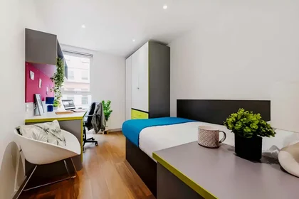 Habitación privada en Hull Road, imagen 29 de 34