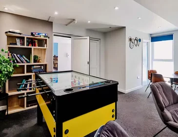Quarto privado em Hull Road, imagem 43 de 47