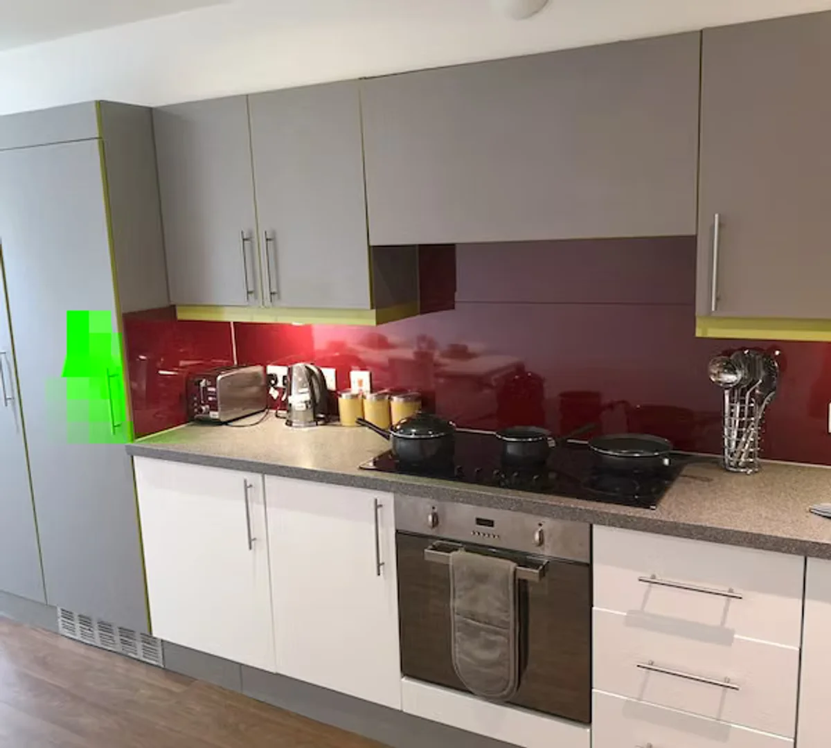 Economical student room with convenient location in 