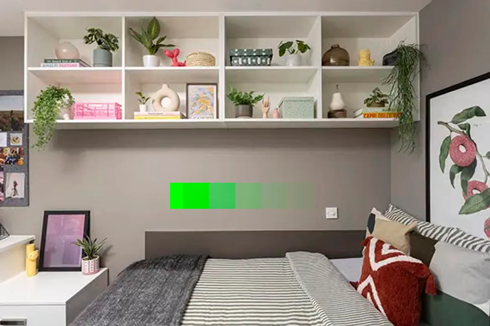 Economical student room with convenient location in 