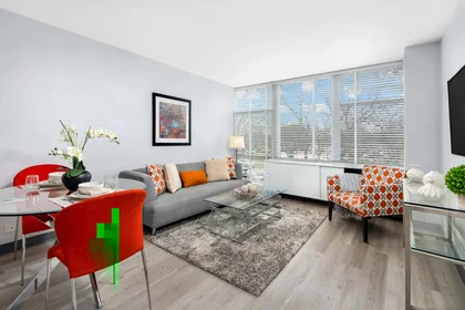 Estudio en South King Drive, imagen 11 de 40