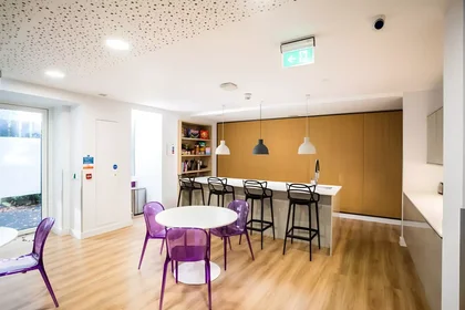 Estudio en Sparkford Road, imagen 22 de 41