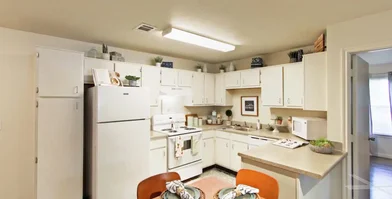 Privatzimmer in der Glenna Goodacre Boulevard, bild 1 von 10