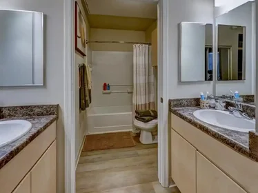Privatzimmer in der East McConnell Drive, bild 6 von 39