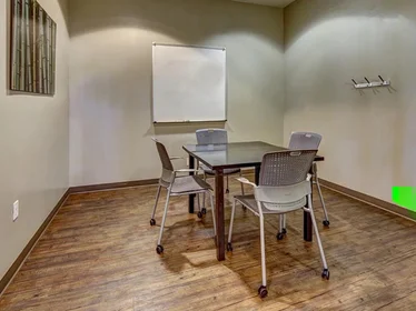 Privatzimmer in der South San Francisco Street, bild 21 von 39