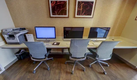 Privatzimmer in der South San Francisco Street, bild 35 von 39