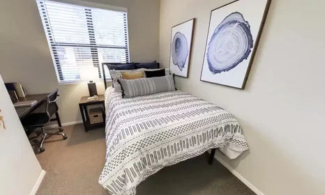 Privatzimmer in der South San Francisco Street, bild 6 von 39